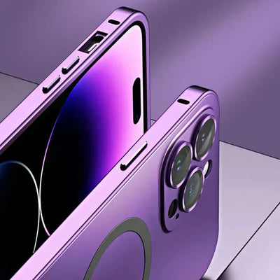 Cody Smukłe Magnetyczne Etui Na IPhone'a | Ochronne